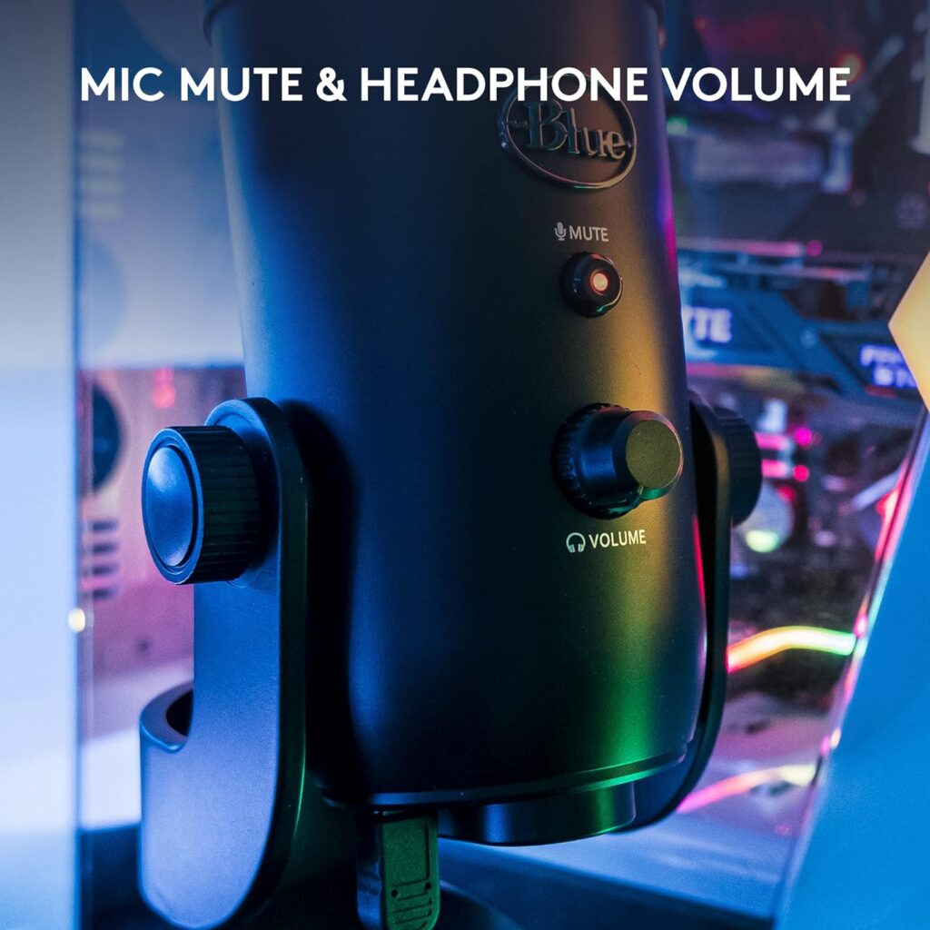 Blue Yeti USB Microphone - Blackout Edition (Renewed)